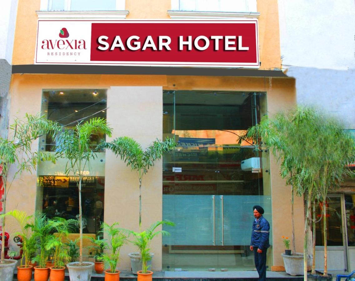 Sagar Hotel Just 5 Min From Golden Temple Amritsar Exteriér fotografie